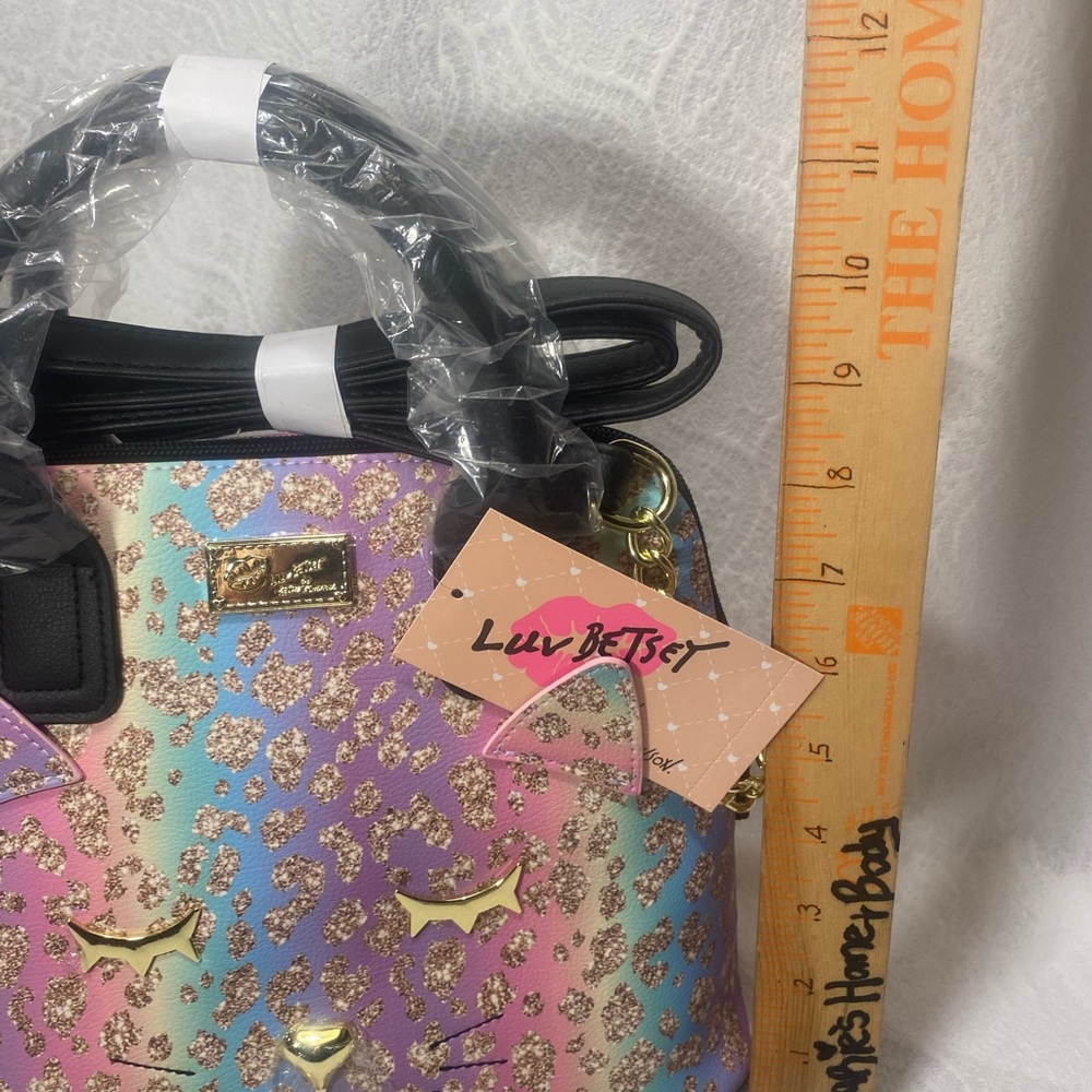 Betsey Johnson Luv Crossbody Purse Dome hand bag kitty Cat rainbow wallet BNWT - Picture 6 of 8
